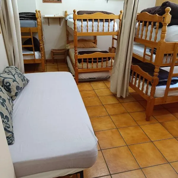 Albergue Ultreia Sigueiro，位于希韦罗的酒店
