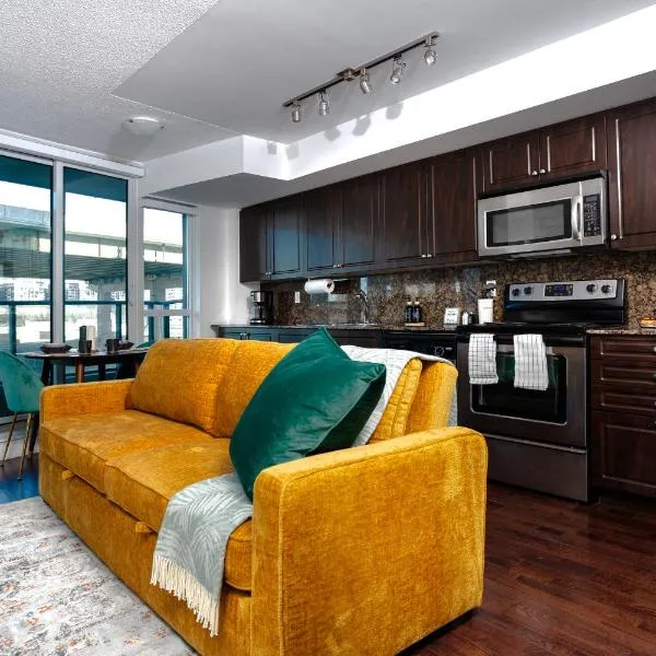 Exclusive Stay in FIFA Fan Zone! Prime Location - Walk to BMO Field，位于多伦多的酒店