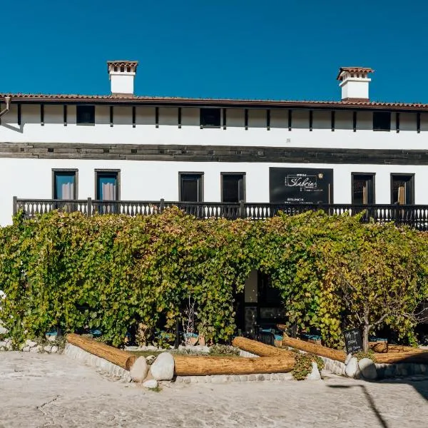 Bashtin Dom - Skabrin House，位于班斯科的酒店