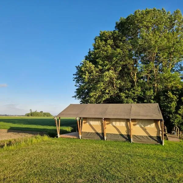 Glamping Safaritent 4 persoons，位于欣德洛彭的酒店