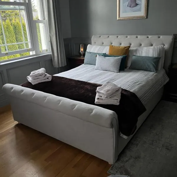 clover cottage，位于金塞尔的酒店