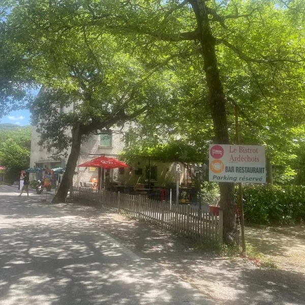 le bistrot ardéchois by Papytof，位于瓦隆蓬达克的酒店