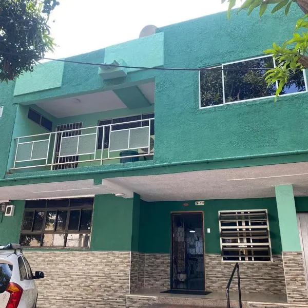 HOTEL LOS GUADUALES，位于巴兰基亚的酒店