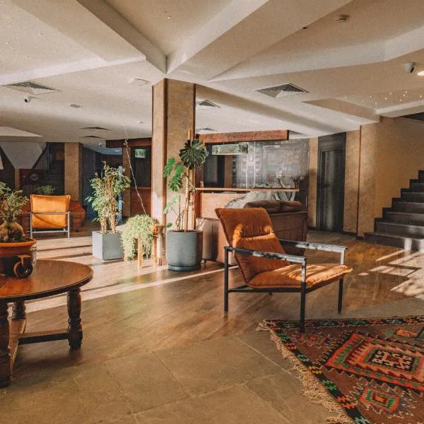 Lilat Hotel，位于梅斯蒂亚的酒店