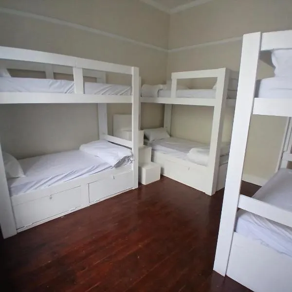 Star legend backpackers - Parow，位于帕罗的酒店