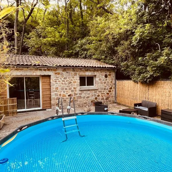 Gîte cévenol "les petits bergers"，位于Rochessadoule的酒店