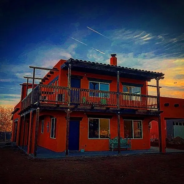 Oranch House, Studio & Wilderness，位于卡纳布的酒店