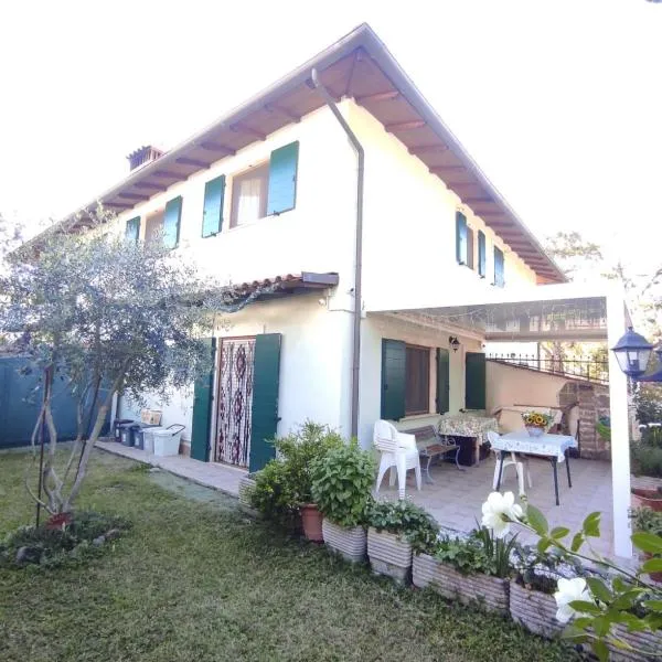 Green House，位于Rocca di Botte的酒店