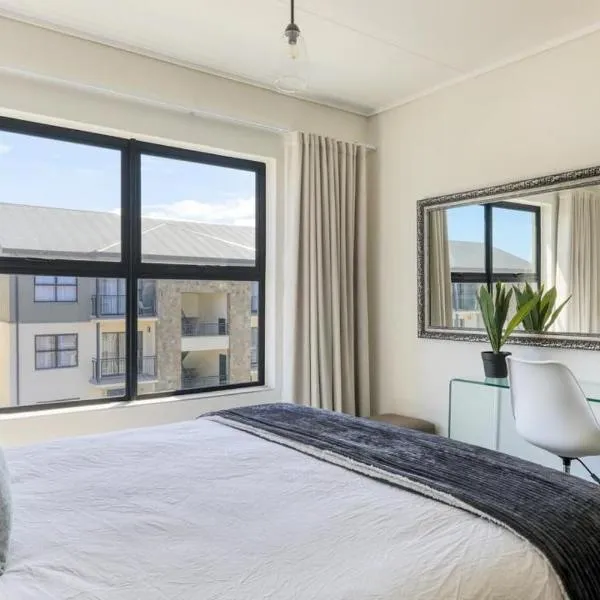 Joseph's Place Sandown CAPE TOWN，位于Cape Town的酒店