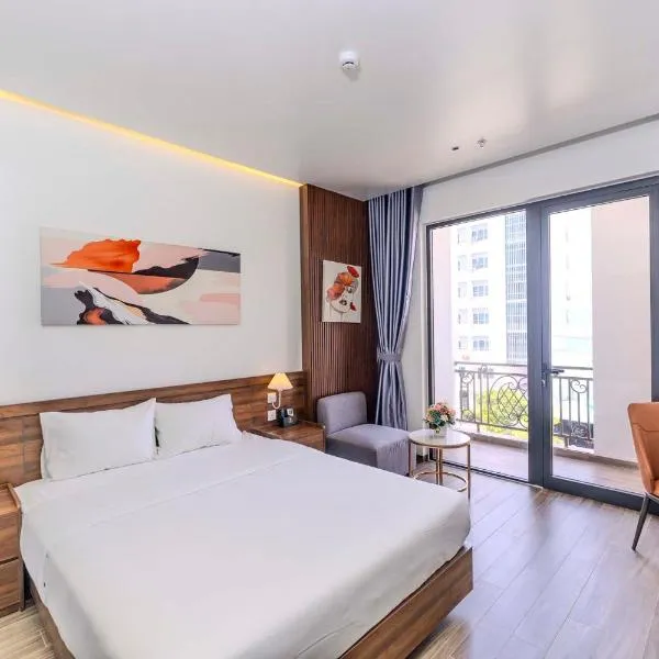 RosaLie Quảng Bình Hotel，位于洞海的酒店