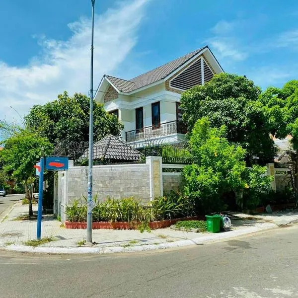 BIỆT THỰ NGHĨ DƯỠNG CAO CẤP THUỲ VÂN BÃI SAU VŨNG TÀU-Mt VƯƠNG VILLA，位于头顿的酒店