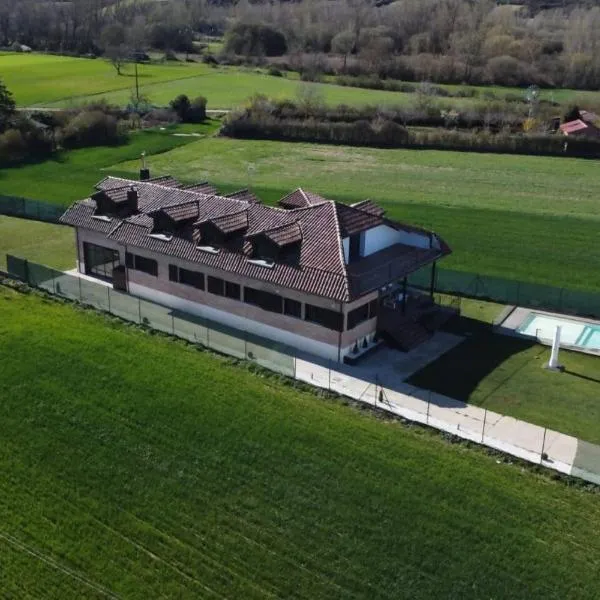 Casa Rural Camino Blanco，位于布尔戈斯的酒店