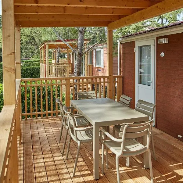 Standard Mobile Homes - Hotel & Resort Adria Ankaran，位于安卡兰的酒店
