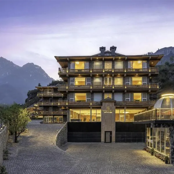 Palchan Hotel & Spa - A member of Radisson Individuals Retreats，位于马拉里的酒店
