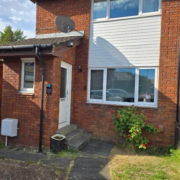 My Glasgow House Robroyston，位于Hogganfield的酒店