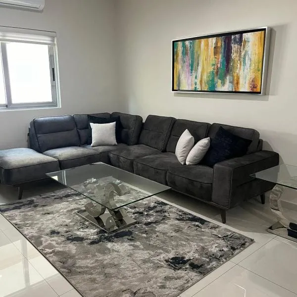 QA Departamento de lujo en primer piso en Quintas，位于库利亚坎的酒店