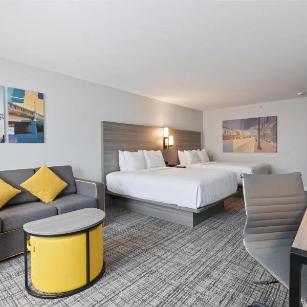 Best Western Plus Elgin - Chicago，位于西邓迪的酒店