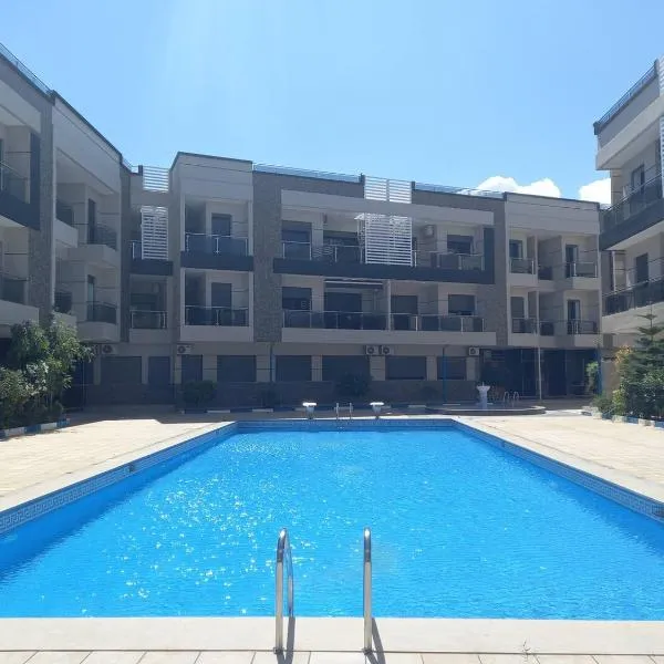Saidia marina CARACAS WIFI Clim Piscine 100 Metre de plage，位于萨伊迪耶的酒店