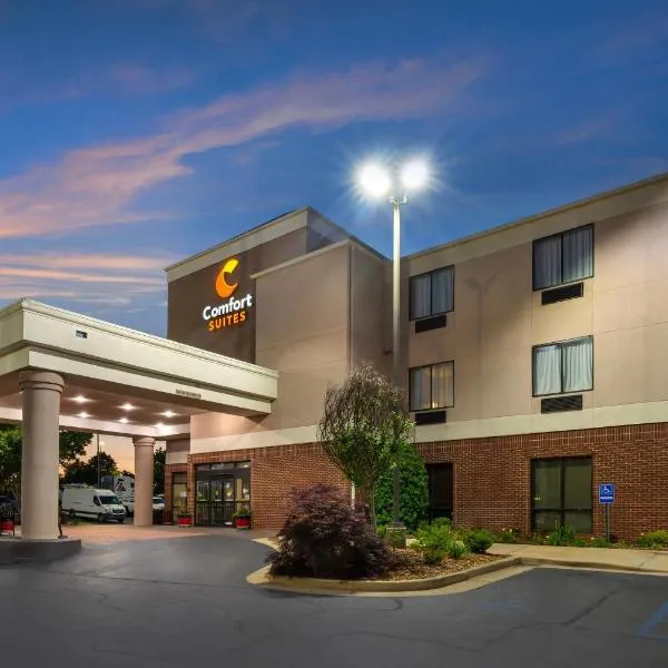Comfort Suites Oxford I-20 exit 188,位于牛津的酒店