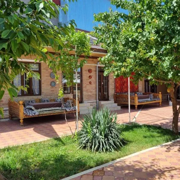 Salomat guest house，位于撒马尔罕的酒店