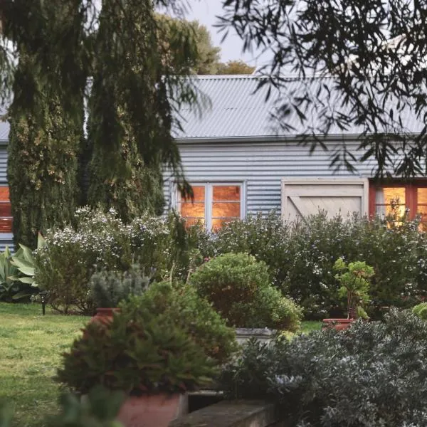The Book Shop，位于罗布的酒店