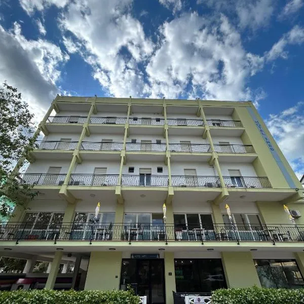 Hotel Ines，位于切塞纳蒂科的酒店