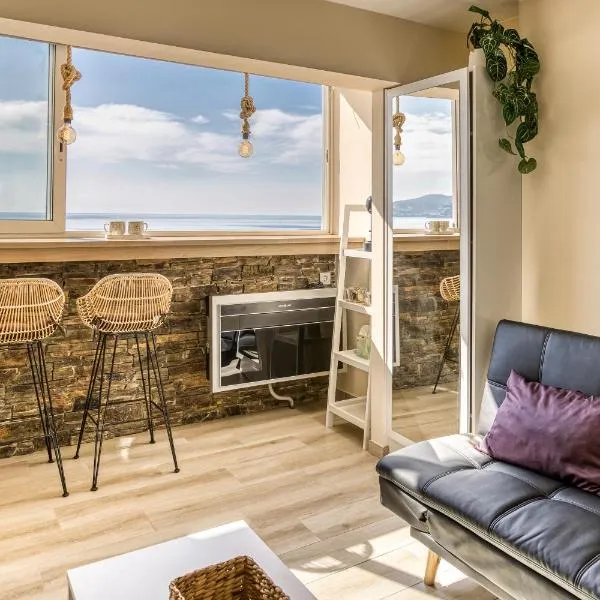 Atic Moon Miami，位于艾姆布里亚布拉瓦的酒店