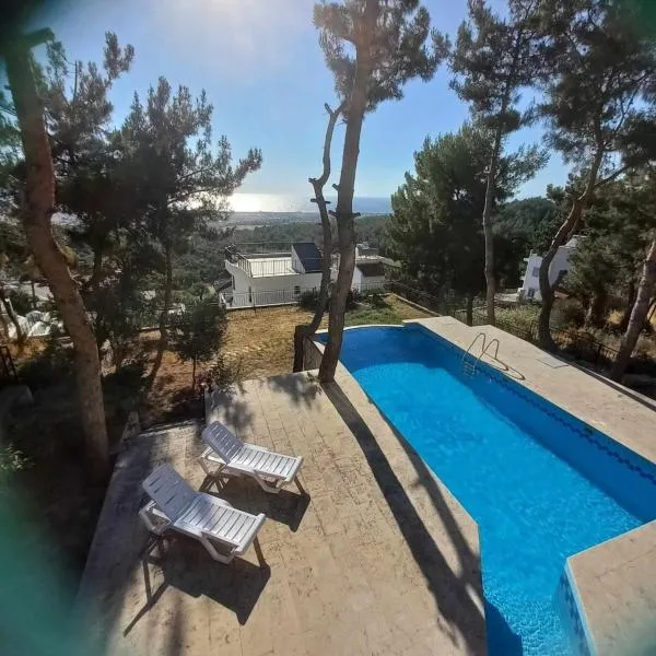 Samos View Villa，位于库萨达斯的酒店