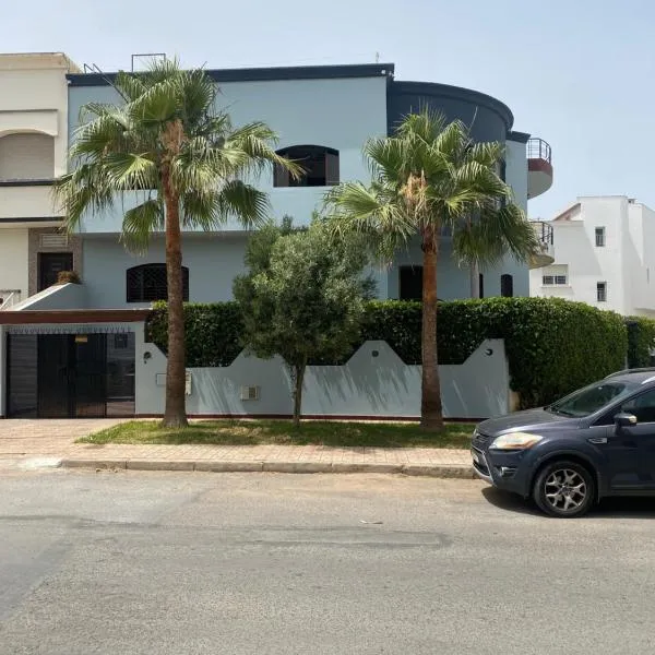 Maison d'hôtes familiale "Dar Aboulanwar"，位于杰迪代的酒店