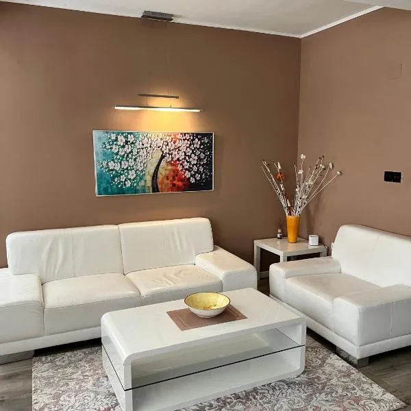 Apartmani Gandi，位于比哈奇的酒店