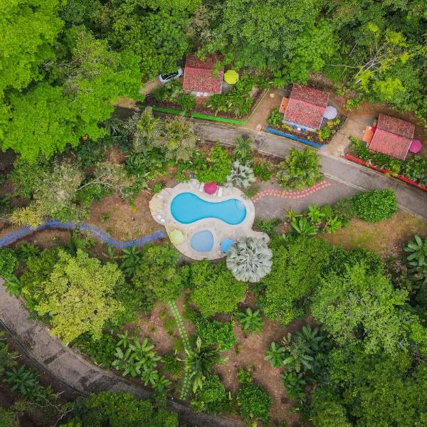 Selva Color - Forest & Beach EcoLodge，位于Quebrada Ganado的酒店