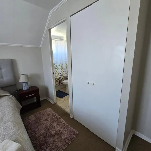 Machali Hermosa habitación Matrimonial Calefaccionada con estacionamiento privado，位于兰卡瓜的酒店