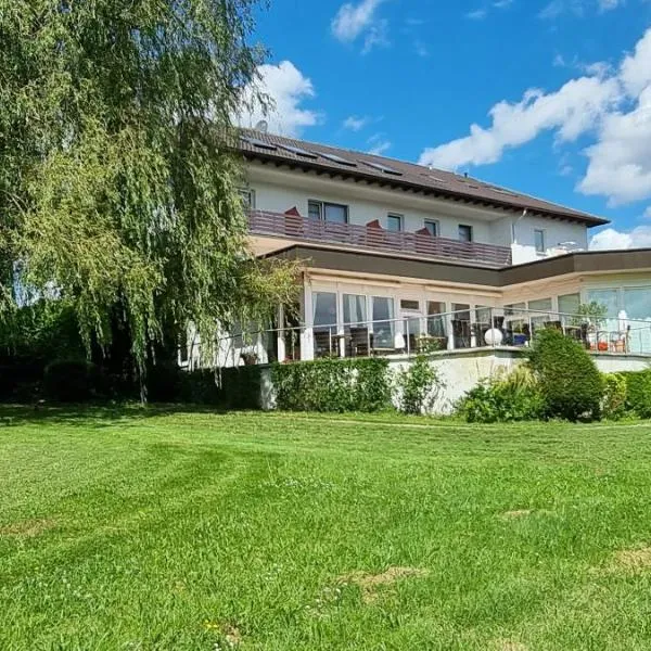 Hotel Sonnenhof，位于吕格德的酒店