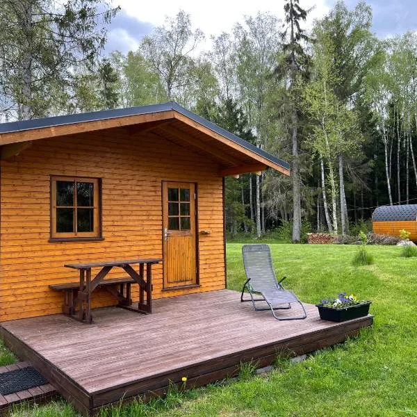 Marika Puhkeküla - Metsanurga Öömaja "shared bathroom"，位于Nõva的酒店