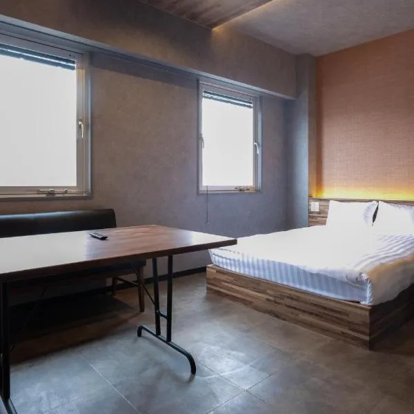 Pin pon hotel & cabin Tokuyama Ekimae - Vacation STAY 86387v，位于周南市的酒店