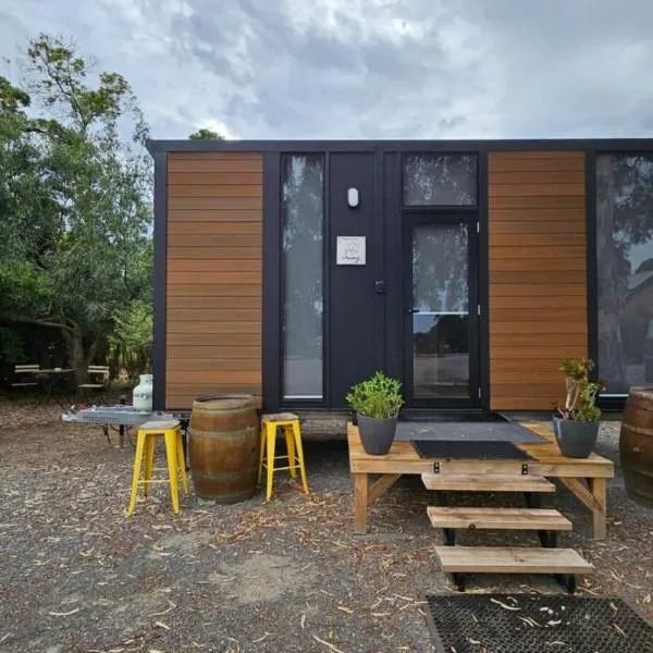 Alma Tiny House by Tiny Away，位于Willunga的酒店