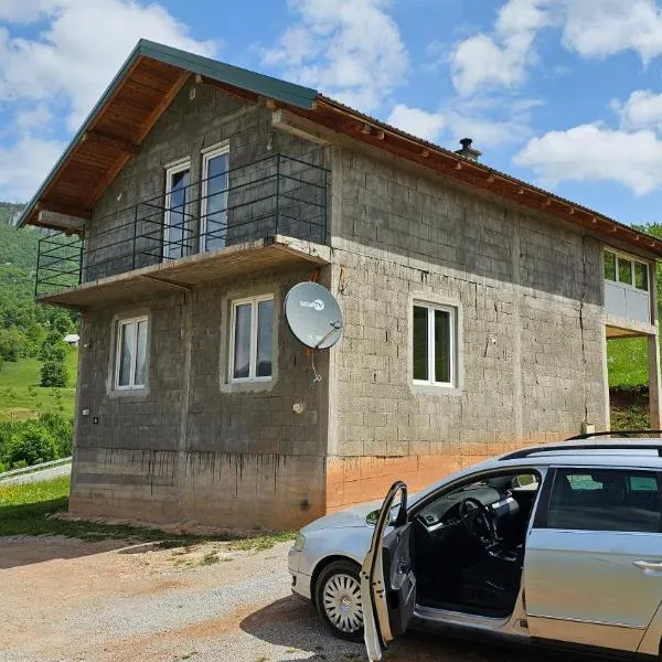 Rooms DVORIŠTA，位于扎布利亚克的酒店