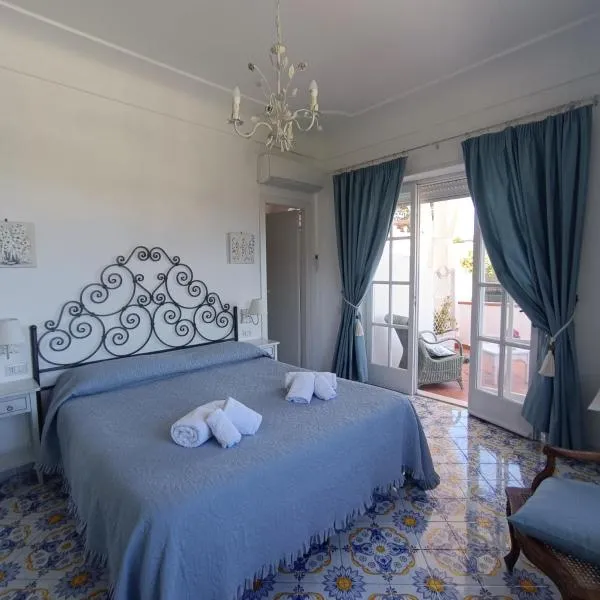 B&B Villa Cristina，位于阿纳卡普里的酒店