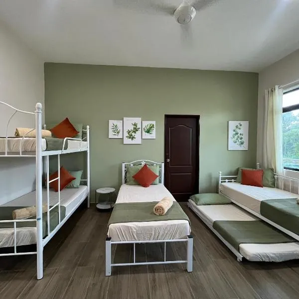 Sea Lodge by Radiant Teluk Sari Penyabong Johor，位于丰盛港的酒店