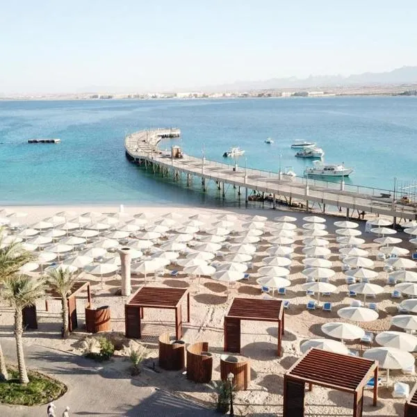 Serenity Sky Arc Resort - Sahl Hasheesh，位于赫尔格达的酒店