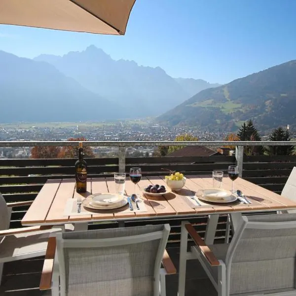 Sun Apartments - with Dolomiten Panorama，位于利恩茨的酒店