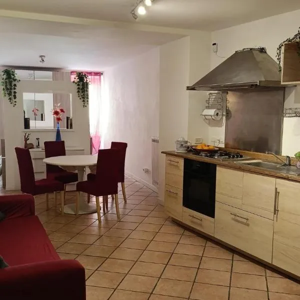 La Casa Del Vino - Marino Centro，位于马里诺的酒店