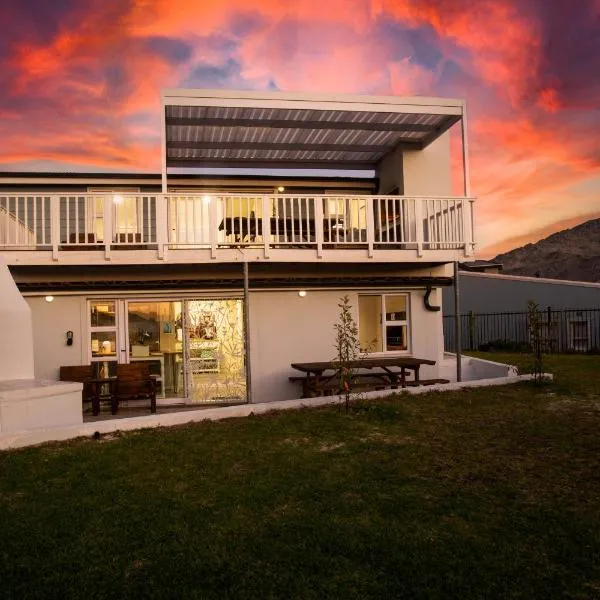 Beautiful family beach cottage!，位于普林格尔贝伊的酒店