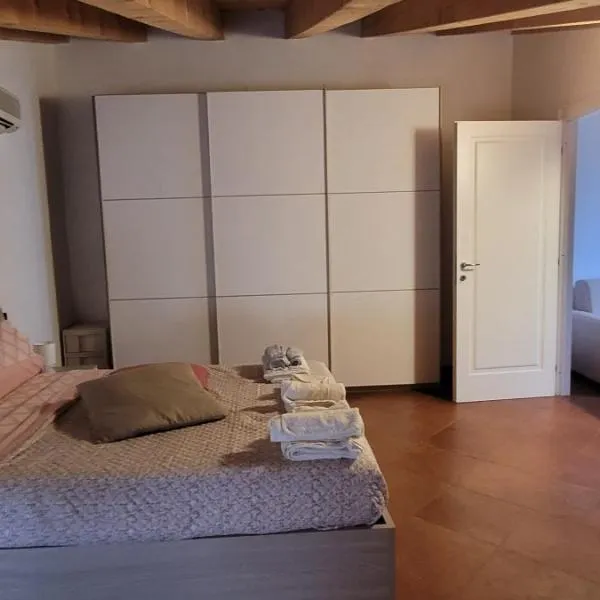 Relax a due passi dal castello，位于费拉拉的酒店
