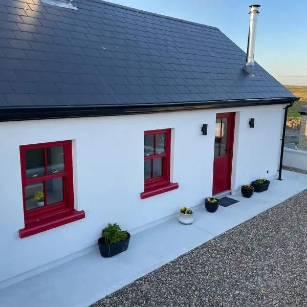 Dun Aengus Cottage on the Cliffs of Moher，位于利斯坎诺的酒店