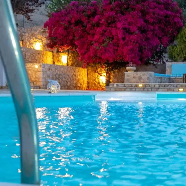 InstaView Tolo 2，位于托隆的酒店