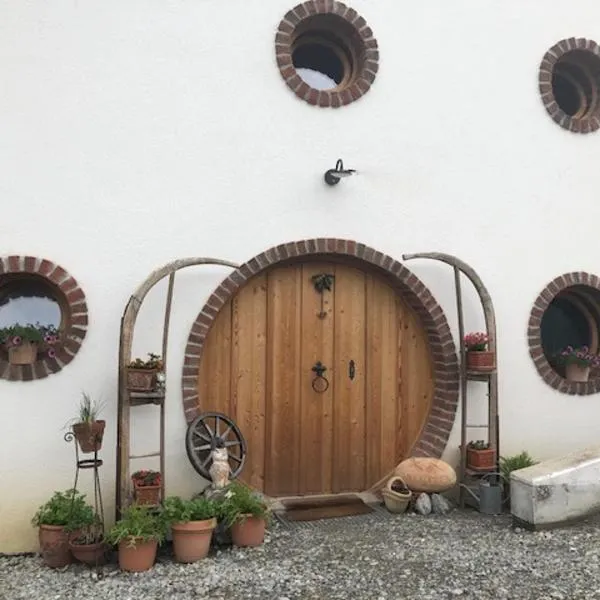 Hobbithöhle，位于Imsterberg的酒店