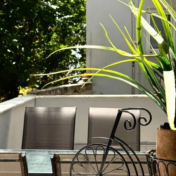 Melintas cozy apartments 2，位于普洛马里翁的酒店