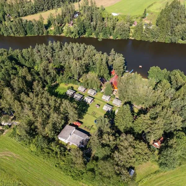 Kemp Pod Břízami，位于Kunžak的酒店