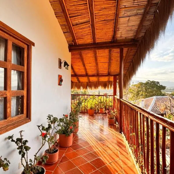 Posada Campestre La Casona，位于莱瓦镇的酒店